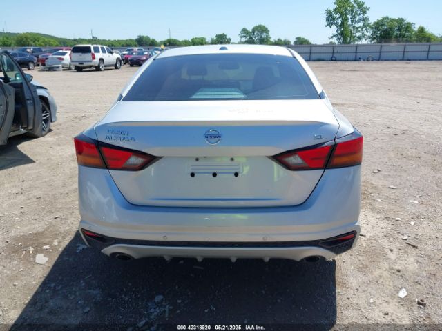 1N4BL4EV9KC180663 Nissan 2019