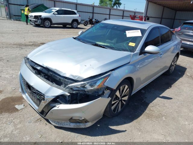 1N4BL4EV9KC180663 Nissan 2019