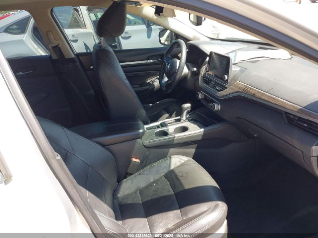 1N4BL4EV9KC180663 Nissan 2019