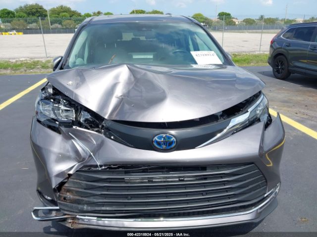 2024 TOYOTA SIENNA 5TDJRKEC7RS219623 Photo 5