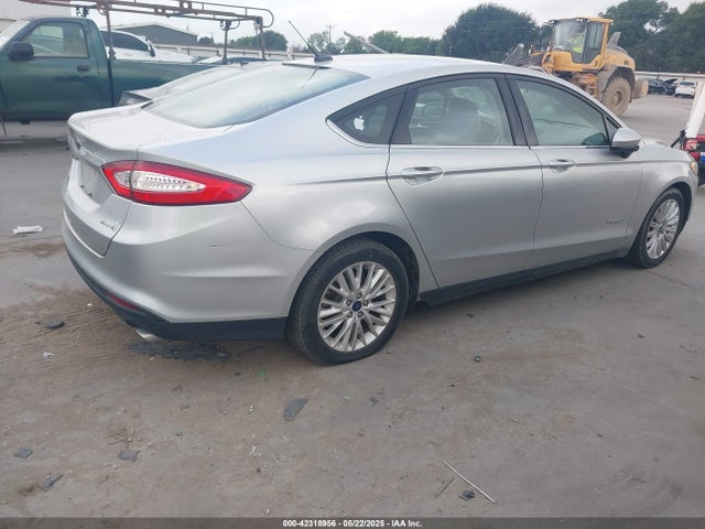 3FA6P0UU0GR392559 Ford Fusion Hybrid S