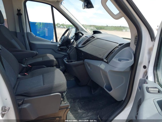1FBZX2CM6KKA99660 Ford 2019