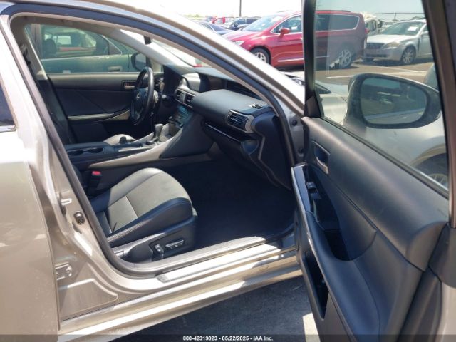 2017 LEXUS IS 200T JTHBA1D27H5044307 Photo 4