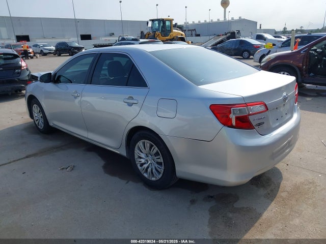 Toyota CAMRY LE 2014 4T1BF1FK8EU381890 Image 3