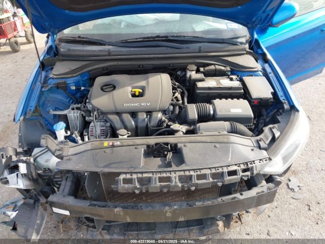 5NPD84LF3JH320502 Hyundai ELANTRA SEL