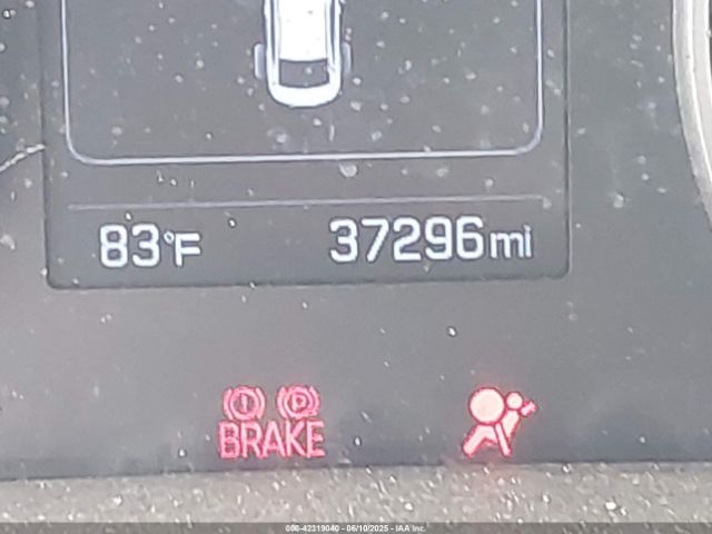 5NPD84LF3JH320502 Hyundai ELANTRA SEL