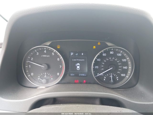 5NPD84LF3JH320502 Hyundai ELANTRA SEL