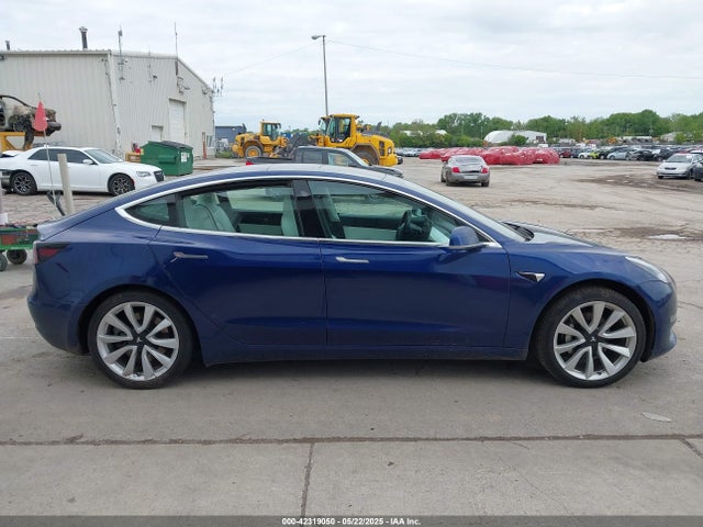 5YJ3E1EB6KF195475 Tesla MODEL 3