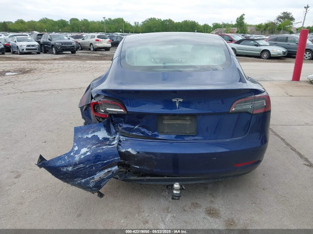 5YJ3E1EB6KF195475 Tesla MODEL 3