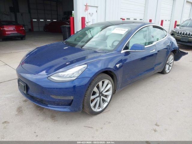 2019 TESLA MODEL 3 5YJ3E1EB6KF195475 Photo 1