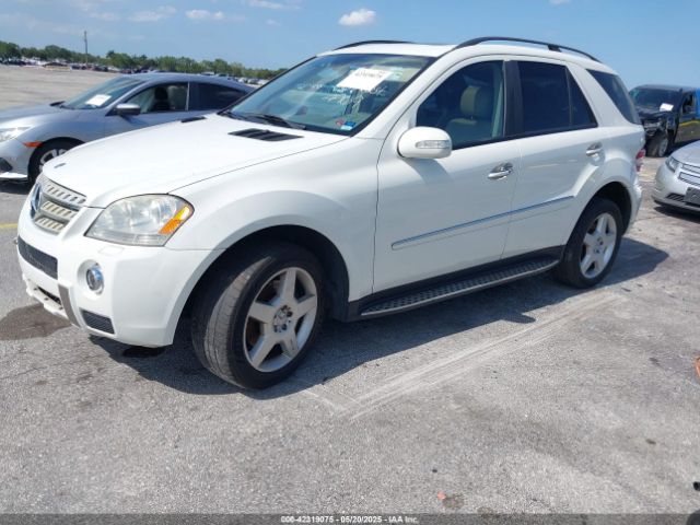 2008 MERCEDES-BENZ ML 550 4JGBB72E58A324969 Photo 1