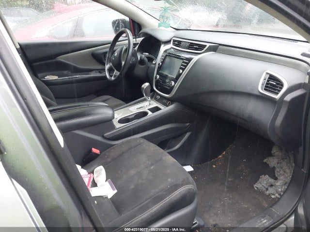5N1AZ2MH1JN142105 Nissan MURANO SV