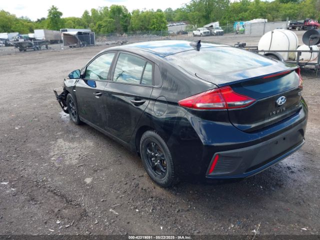 KMHC65LC1HU048279 Hyundai Ioniq Hybrid Blue