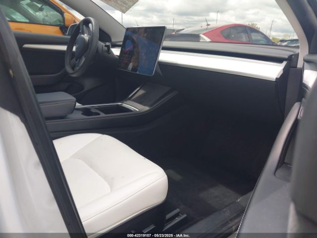 5YJ3E1EA3MF060027 Tesla Model 3 Standard Range Plus Rear-wheel Drive