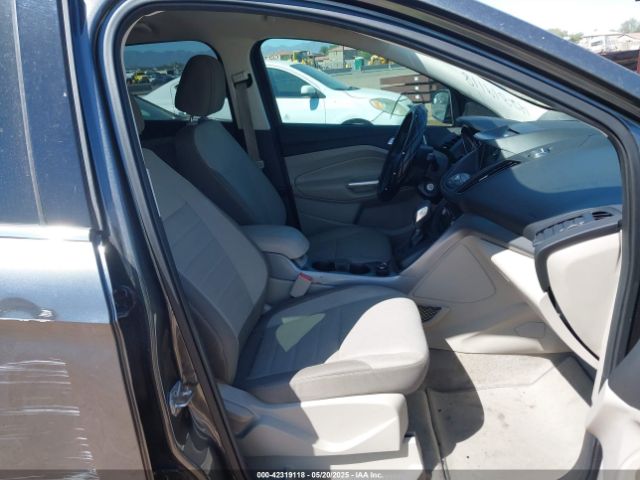 1FMCU0GX5GUB96262 Ford ESCAPE SE