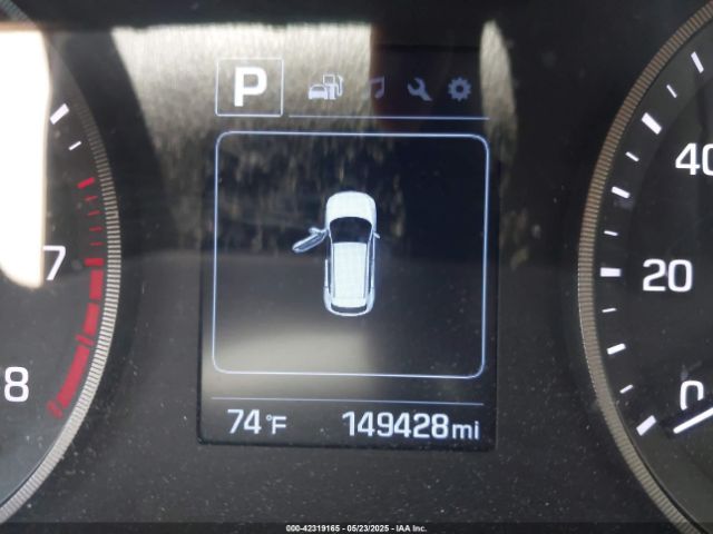 KM8J33A24HU425878 Hyundai Tucson Sport