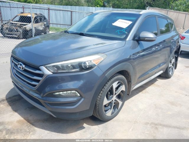 KM8J33A24HU425878 Hyundai Tucson Sport