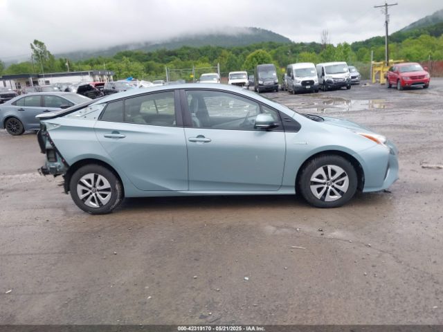 JTDKARFU6H3046026 Toyota Prius Four