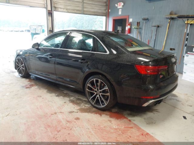 2018 AUDI S4 WAUC4AF4XJA002946 Photo 2