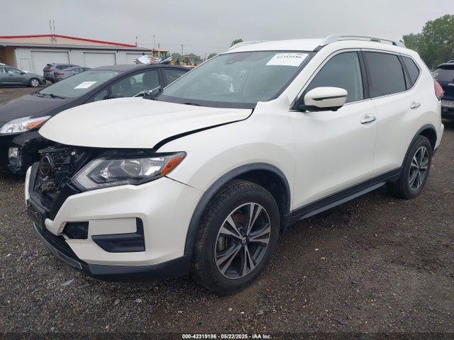 JN8AT2MV4KW399142 Nissan ROGUE SV