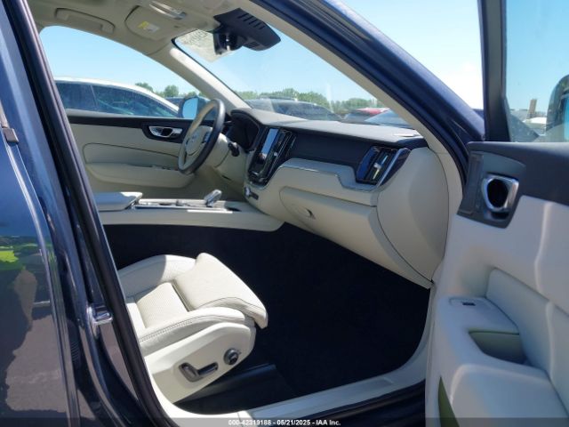 2022 VOLVO XC60 YV4L12RL9N1002850 Photo 4