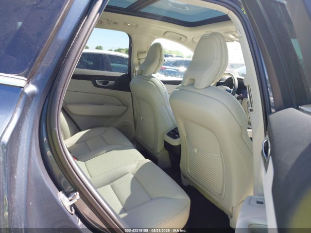 2022 VOLVO XC60 YV4L12RL9N1002850 Photo 7
