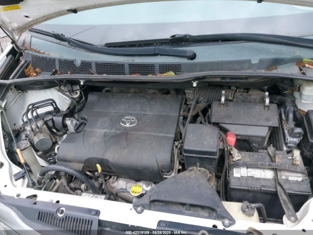 5TDYK3DC3ES442911 Toyota Sienna Xle V6 8 Passenger