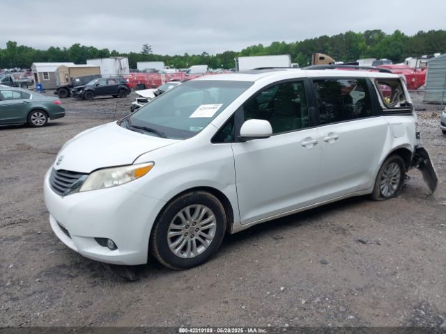 5TDYK3DC3ES442911 Toyota Sienna Xle V6 8 Passenger
