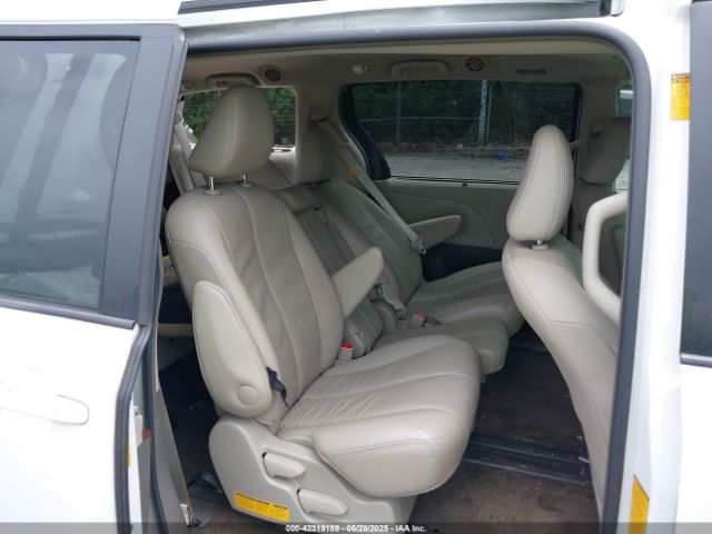 5TDYK3DC3ES442911 Toyota Sienna Xle V6 8 Passenger