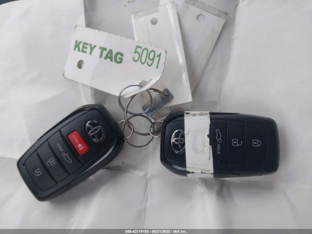 2024 TOYOTA GRAND HIGHLANDER 5TDACAB58RS003099 Photo 10