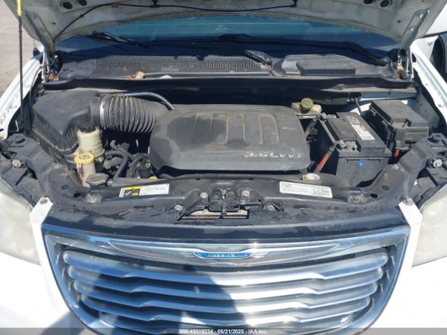2014 CHRYSLER TOWN & COUNTRY 2C4RC1BG0ER247126 Photo 9