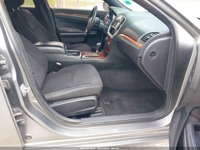 2012 CHRYSLER 300 2C3CCAAG3CH107540 Photo 4