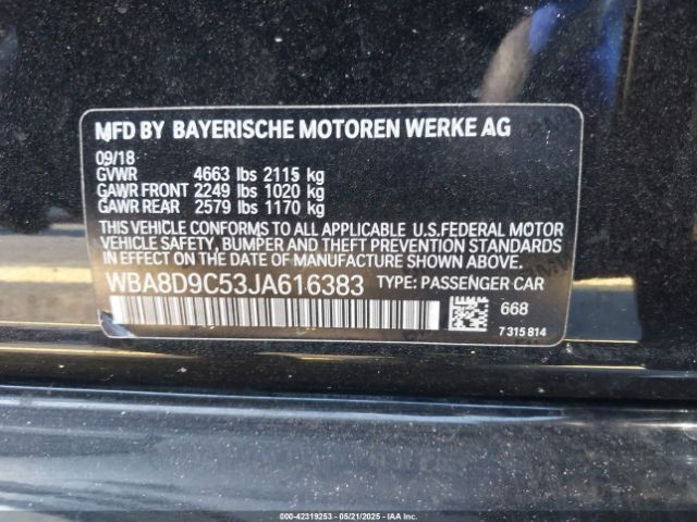 WBA8D9C53JA616383 BMW 330i Xdrive