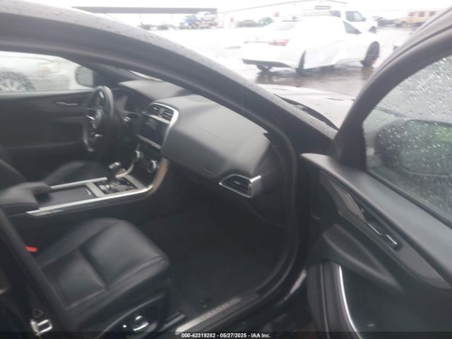 2020 JAGUAR XE SAJAE4FXXLCP58689 Photo 4