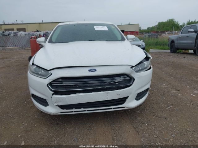 3FA6P0H77GR140327 Ford FUSION SE