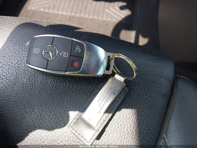 2020 MERCEDES-BENZ GLB 250 W1N4M4GBXLW015488 Photo 10