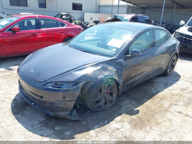 Tesla 2024 2024 5YJ3E1ET6RF869014 Image 2