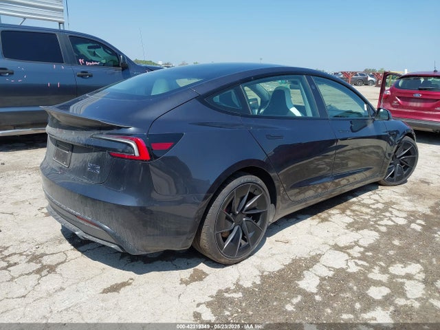 Tesla 2024 2024 5YJ3E1ET6RF869014 Image 4