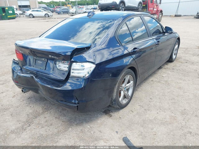 42319353 :رقم المزاد ، WBA3C3G53ENS70757 vin ، 2014 Bmw 320i Xdrive مزاد بيع