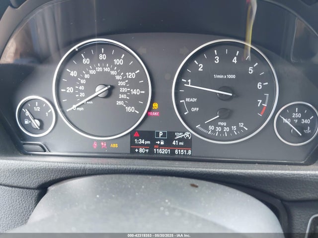 42319353 :رقم المزاد ، WBA3C3G53ENS70757 vin ، 2014 Bmw 320i Xdrive مزاد بيع