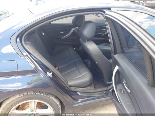 42319353 :رقم المزاد ، WBA3C3G53ENS70757 vin ، 2014 Bmw 320i Xdrive مزاد بيع