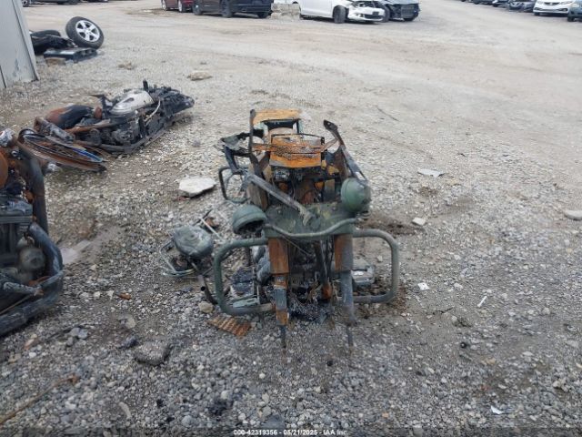 2011 HARLEY-DAVIDSON FLHTCU 1HD1FC414BB632898 Photo 4