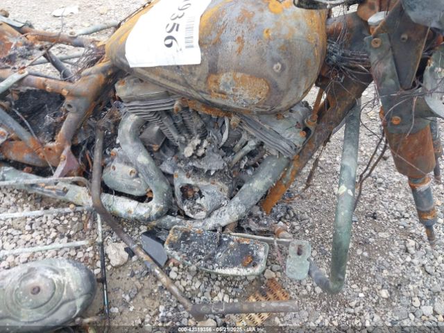 2011 HARLEY-DAVIDSON FLHTCU 1HD1FC414BB632898 Photo 7