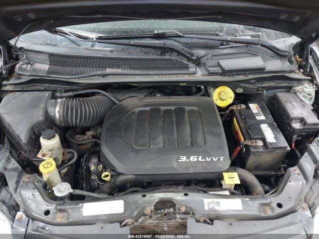 2C4RC1BG8ER138638 Chrysler Town & Country Touring