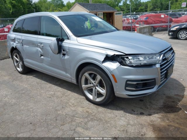2019 AUDI Q7 WA1VAAF70KD020350