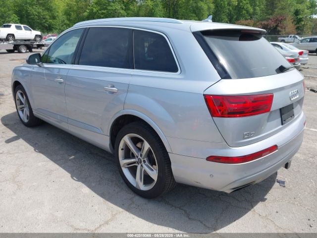 2019 AUDI Q7 WA1VAAF70KD020350 Photo 2