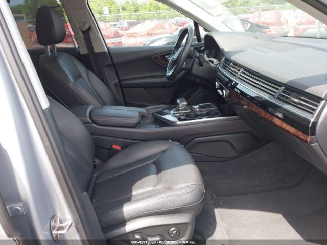 2019 AUDI Q7 WA1VAAF70KD020350 Photo 4