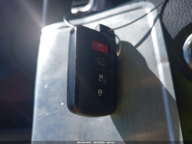 5TDJKRFH7FS088468 Toyota Highlander Xle V6