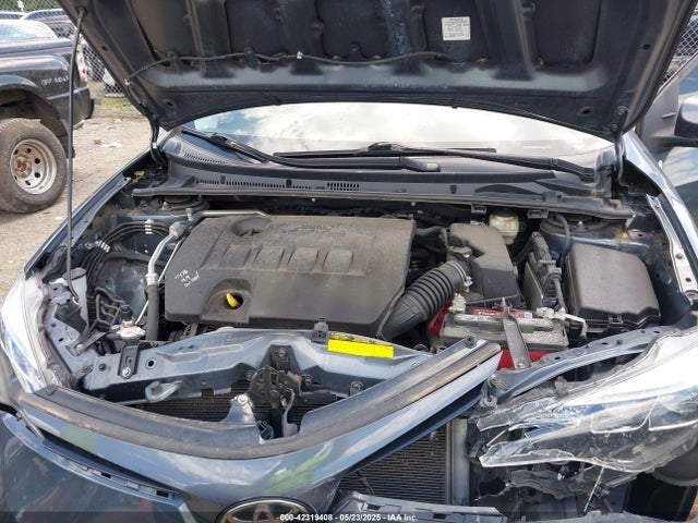 2T1BURHE2JC972806 Toyota COROLLA SE