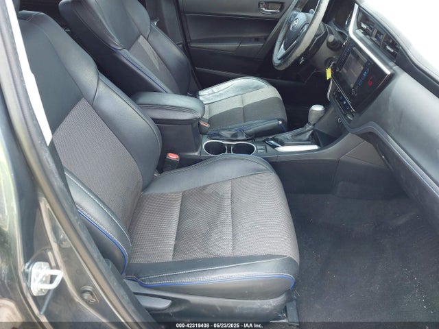2T1BURHE2JC972806 Toyota COROLLA SE